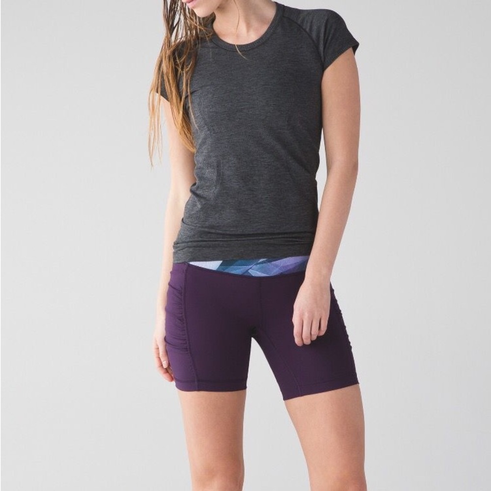 Lululemon Speed Track Shorts size 6 Deep Zinfandel/Pretty Prism Multi